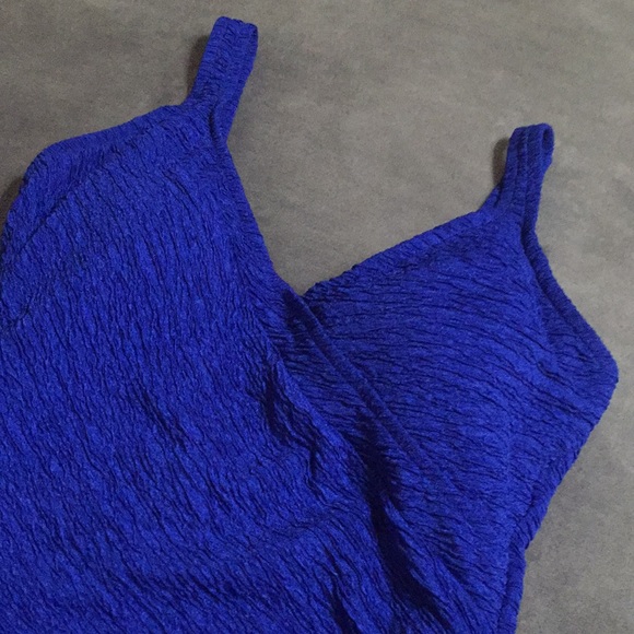 One Piece Bathing Suit Sz 14 Crepe-Look V-Neckline - Picture 7 of 16